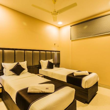 Hotel Golden Crown 뭄바이 외부 사진