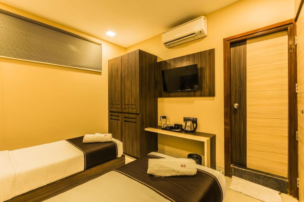 Hotel Golden Crown 뭄바이 외부 사진