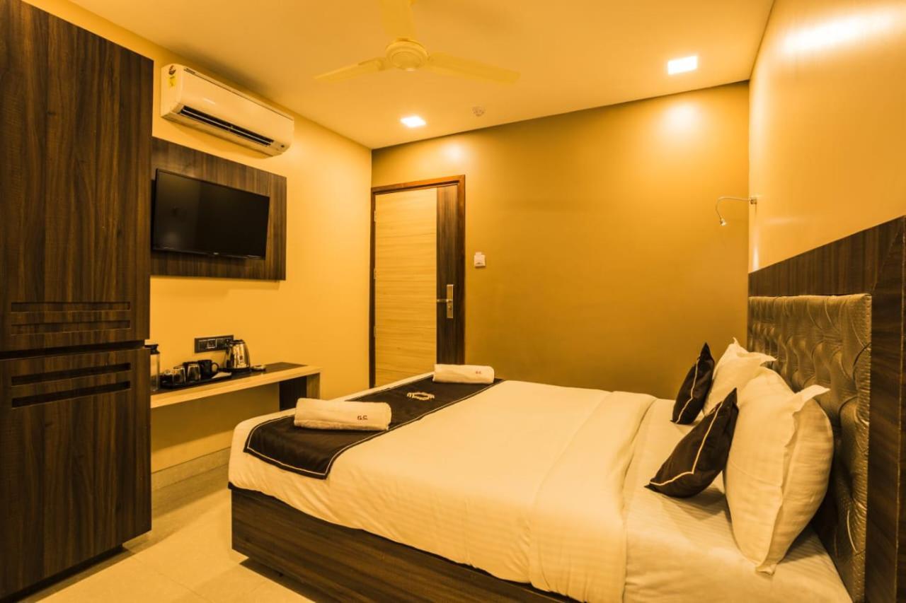 Hotel Golden Crown 뭄바이 외부 사진