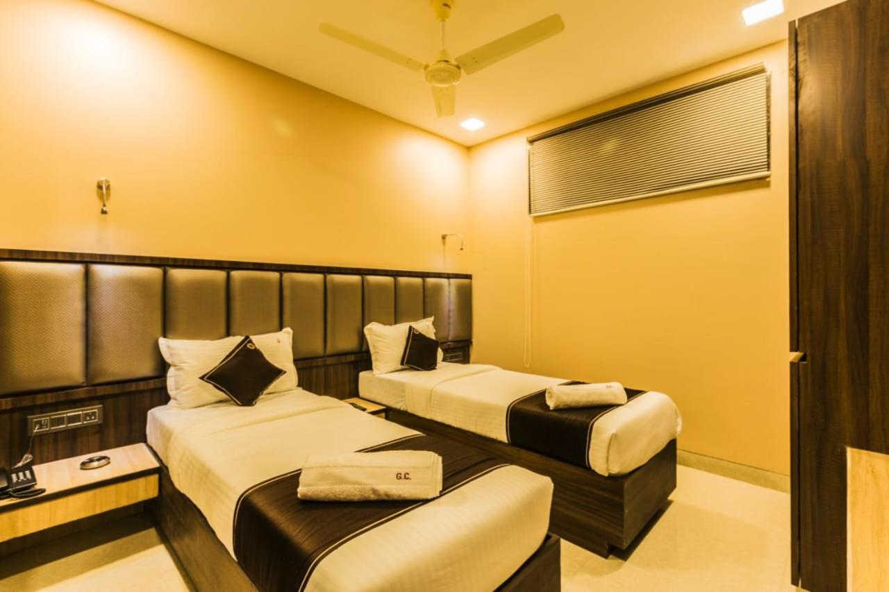 Hotel Golden Crown 뭄바이 외부 사진